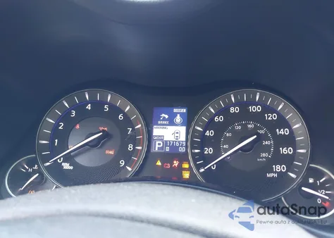 2011 Infiniti M56X z USA, uszkodzony, nr VIN JN1AY1AR3BM570377